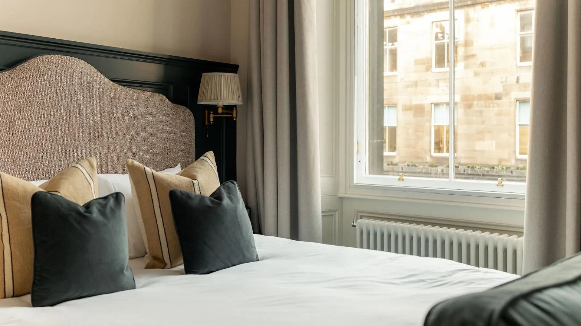 Hotel Moment George IV Bridge Edinburgh